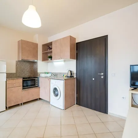 Cozy Little In The Heart Of Studentski Grad Apartament Sofia
